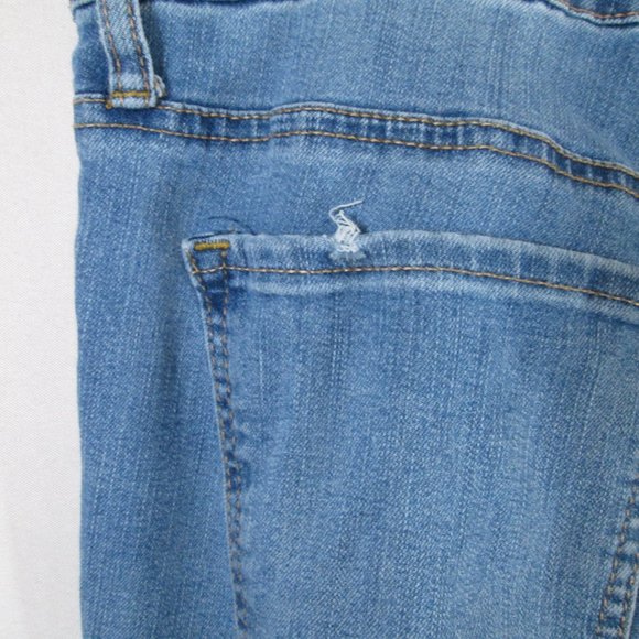 Jessica Simpson Womens Blue Jeans Size 32 Pre-owned Fair Condition See I… - Picture 4 of 11